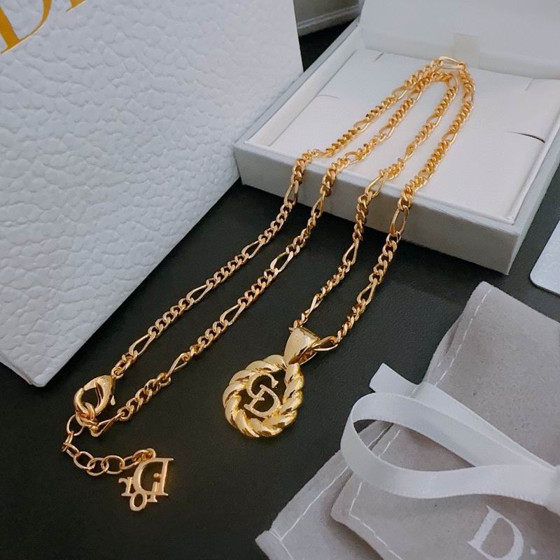 Dior Necklace 05lyr405